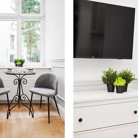 Househost Apartment I: Studencka Street Краків Екстер'єр фото